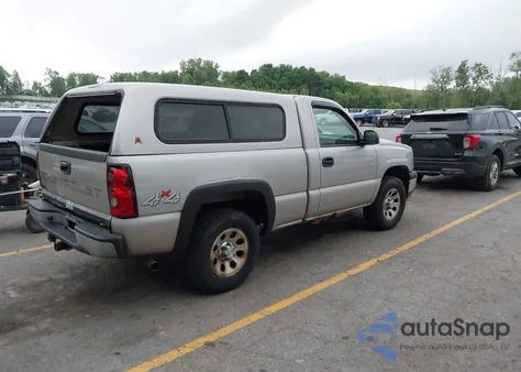 2007 Chevrolet Silverado 1500 Classic Work Truck z USA, uszkodzony, nr VIN 1GCEK14X77Z194240